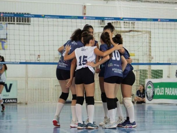 Vôlei feminino de Apucarana inicia participação no Estadual Sub-19