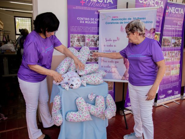 “Almofada de Amor”, projeto de prevenção ao câncer de mama, realiza oficina de multiplicação