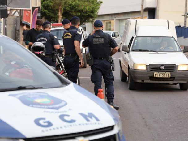 APUCARANA: Operação Saturação da Polícia Militar tem o reforço dos guardas municipais