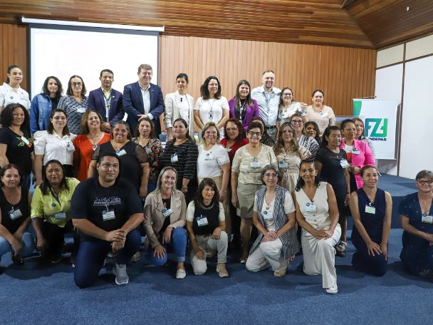 PARANÁ: Merendeiras têm aula com Manu Buffara, uma das melhores chefs do mundo