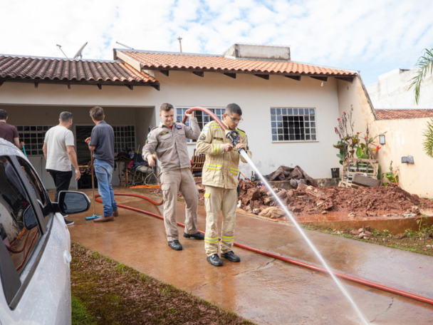 Prefeitura mobiliza equipes e atende famílias após temporal em Apucarana