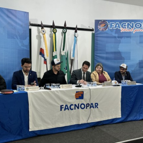 CÂMARA DE APUCARANA: Facnopar e Câmara de Apucarana assinam convênio para incentivo à educação