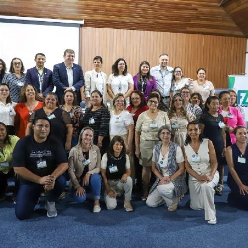 PARANÁ: Merendeiras têm aula com Manu Buffara, uma das melhores chefs do mundo