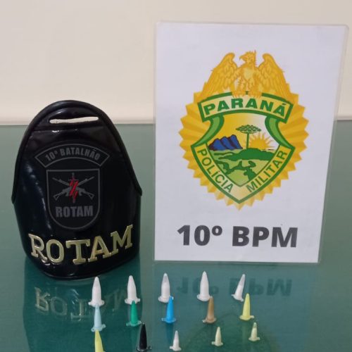 PM apreende cocaína e prende jovem na região