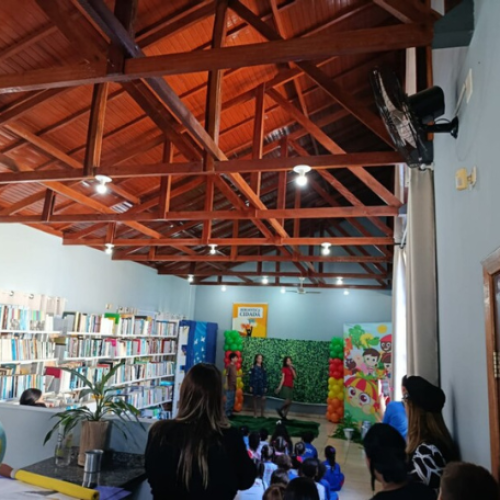 Peça teatral é apresentada na Biblioteca Cidadã de Marilândia do Sul