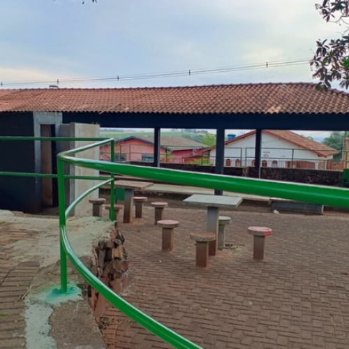 MARILÂNDIA: Praça da Cenoura de Marilândia do Sul recebe melhorias